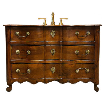 Early Louis XV Commode